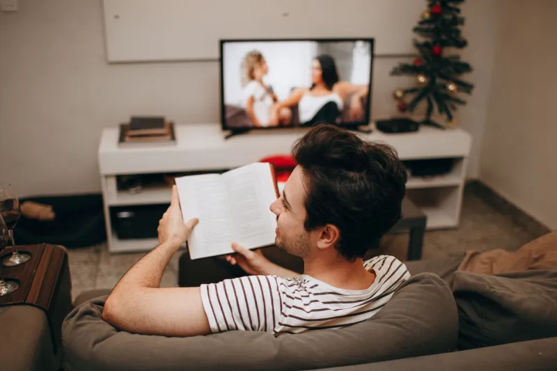 The Long Weekend Decision: What Bank Holiday Ordering Patterns Reveal About Men's Health Choices